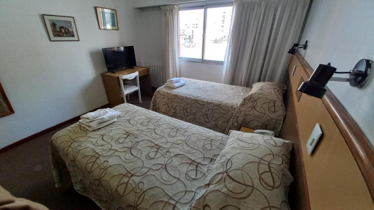Costanera Hotel Puerto Madryn Buitenkant foto
